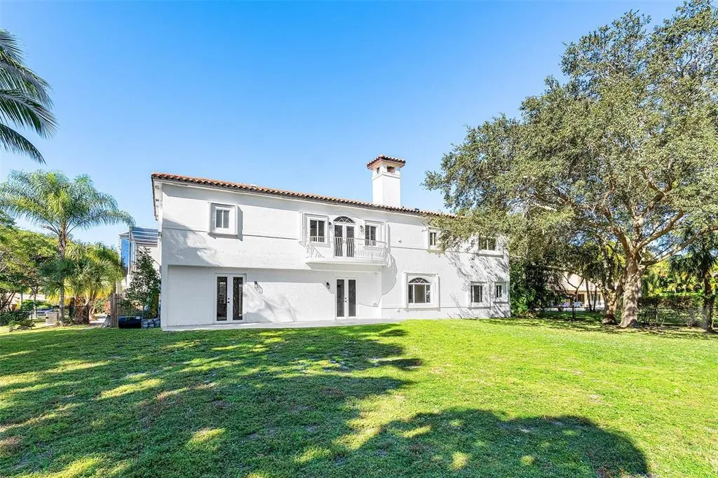 Casa Parkland’s Mediterranean-style exterior